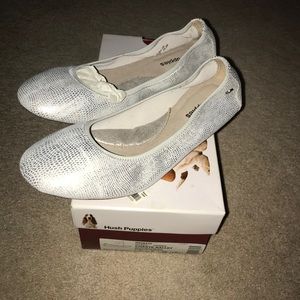 New silver hush puppies flats size 7